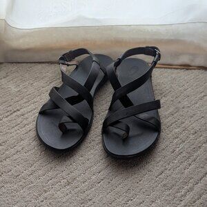 OluKai Black Upena Strappy Sandals Size 7
